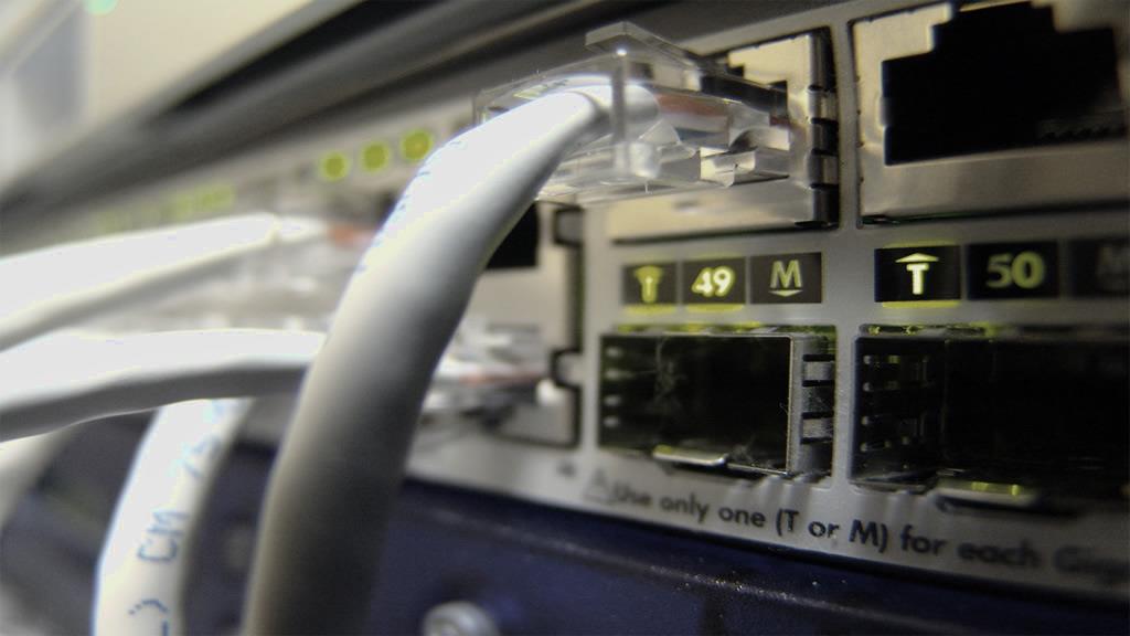 =Venera Bilişim sizlere Windows tabanlı sunucularda Domain ve Active Directory kurulumu, DNS, DHCP, Load Balancing, Exchange Server kurulumu, sanallaştırma çözümleri gibi bir çok konuda danışmanlık ve uygulama hizmeti sunmaktadır. Venera Bilişim sizlere Windows tabanlı sunucularda Domain ve Active Directory kurulumu, DNS, DHCP, Load Balancing, Exchange Server kurulumu, sanallaştırma çözümleri gibi bir çok konuda danışmanlık ve uygulama hizmeti sunmaktadır.